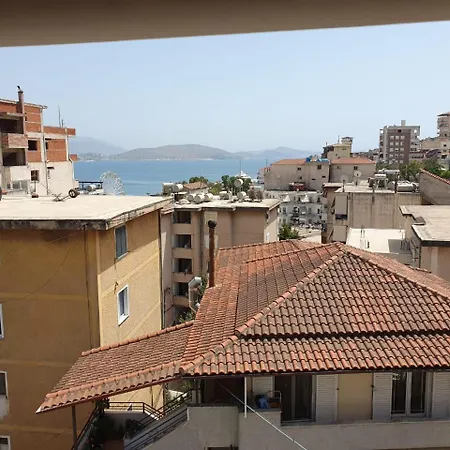 Mona's Hostel Saranda