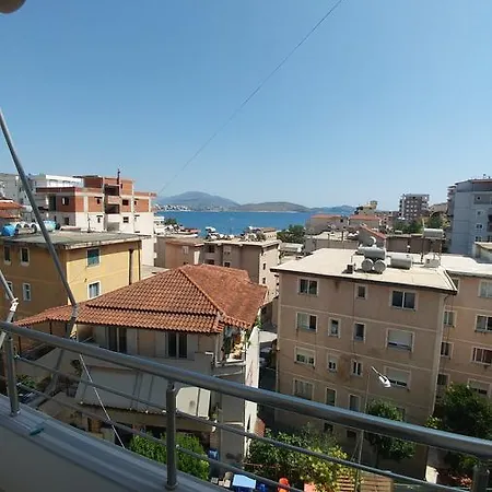 Mona's Hostel Saranda